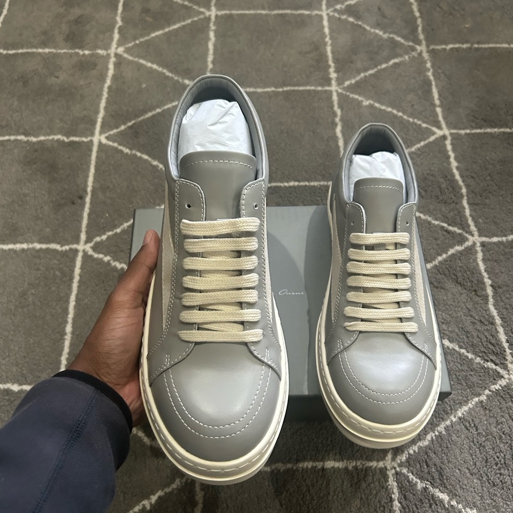 Rick Owens Vans
Gray Throw me an offer!!!